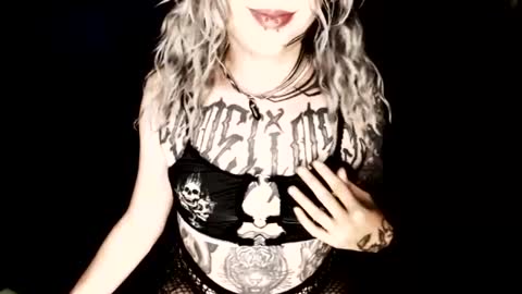 Snapshot of cybertrouble_ chatting on 21, 6, 2026 Nikki online show from 21, 6, 2026