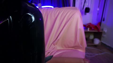 Snapshot of cyberxgoddess_ chatting on 1, 2, 2025 Lily Goddess online show from 1, 2, 2025