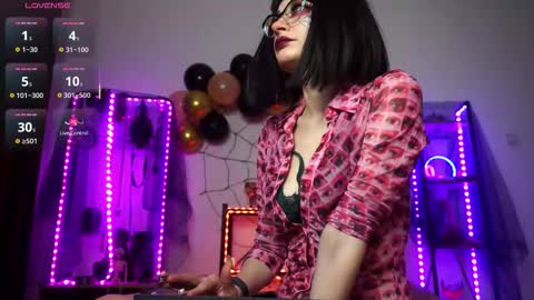 Snapshot of cyberxgoddess_ chatting on 22, 10, 2025 Lily Goddess online show from 22, 10, 2025