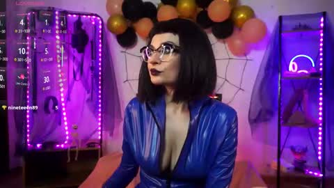 Snapshot of cyberxgoddess_ chatting on 3, 11, 2025 Lily Goddess online show from 3, 11, 2025