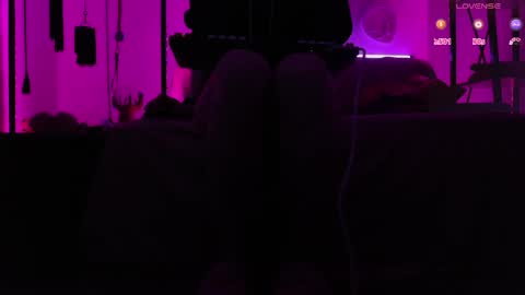 Snapshot of cyberxgoddess_ chatting on 17, 5, 2026 Lily Goddess online show from 17, 5, 2026