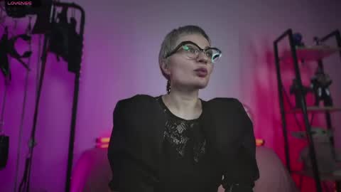 Snapshot of cyberxgoddess_ chatting on 26, 5, 2026 Lily Goddess online show from 26, 5, 2026