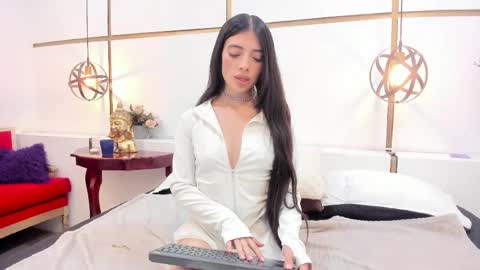 Cynthia1fox online show from 7, 6, 2026