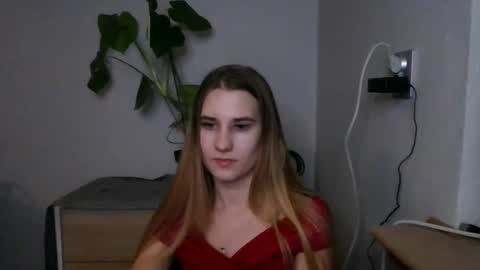 Snapshot of cyntianatural chatting on 9, 1, 2025 CyntiaNatural online show from 9, 1, 2025