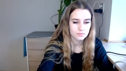 Snapshot of cyntianatural chatting on 26, 2, 2025 CyntiaNatural online show from 26, 2, 2025