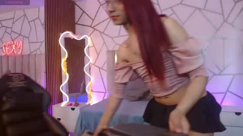 cyrus_tay online show from 26, 11, 2025