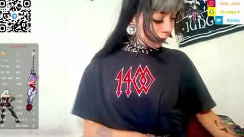 Snapshot of d3m0ny0_0 chatting on 8, 5, 2026 d3m0ny0_0 online show from 8, 5, 2026