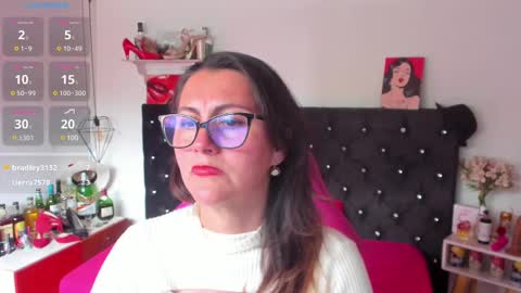 Mia  online show from 26, 2, 2025