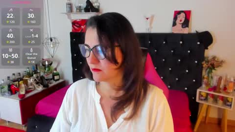 Mia  online show from 9, 3, 2025