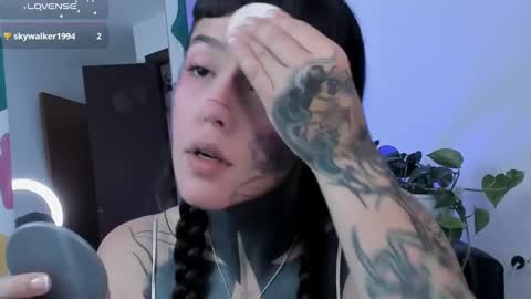 Darlene online show from 9, 3, 2025