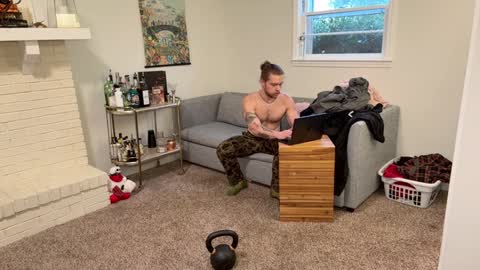 Snapshot of daddydaydrinkz chatting on 14, 12, 2024 DaddydayDrinkz online show from 14, 12, 2024