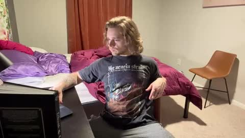 Snapshot of daddydaydrinkz chatting on 26, 2, 2025 DaddydayDrinkz online show from 26, 2, 2025