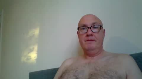daddyhere4uall6 online show from 25, 10, 2025