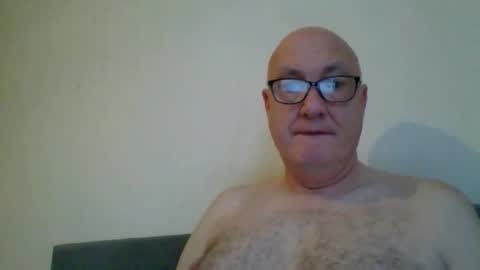 daddyhere4uall6 online show from 5, 11, 2025