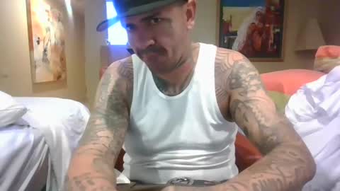 Snapshot of daddyjayare760 chatting on 24, 12, 2024 daddyjayare760 online show from 24, 12, 2024