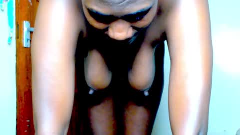 Snapshot of daddys_naughtyslut chatting on 7, 5, 2026 tee online show from 7, 5, 2026