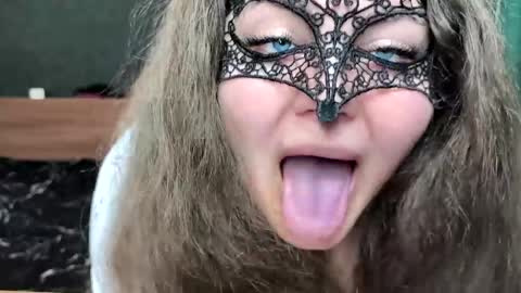 daddysgirl9978 online show from 11, 4, 2026