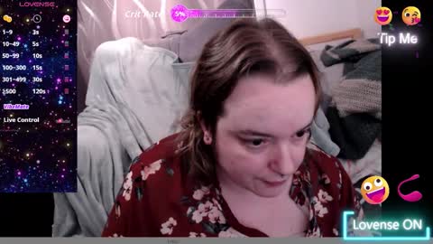 Snapshot of daddysgirlcanada chatting on 18, 11, 2025 Leah Wilde online show from 18, 11, 2025