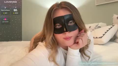 Snapshot of daddyslittlegirl12 chatting on 8, 1, 2025 Jaime online show from 8, 1, 2025