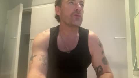Snapshot of daddyswede23 chatting on 22, 9, 2025 daddyswede23 online show from 22, 9, 2025