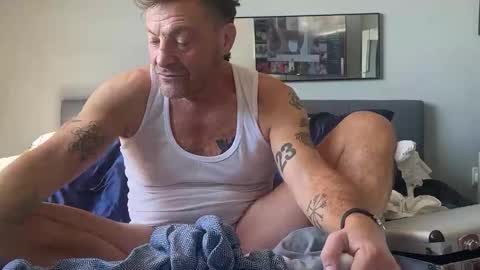 Snapshot of daddyswede23 chatting on 7, 4, 2026 daddyswede23 online show from 7, 4, 2026