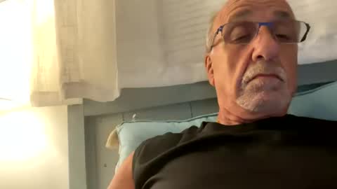 Snapshot of daddyweis chatting on 11, 7, 2026 daddyweis online show from 11, 7, 2026