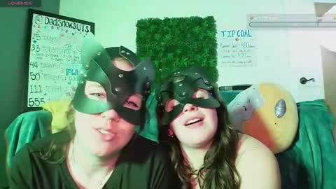 Snapshot of dadisnowsluts chatting on 16, 12, 2025 dadisnowsluts online show from 16, 12, 2025