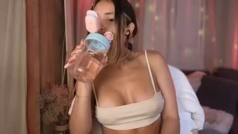 Snapshot of dafne_shark chatting on 18, 6, 2026 LORENA online show from 18, 6, 2026