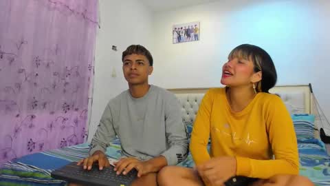 dafnezahiraa  online show from 11, 3, 2025