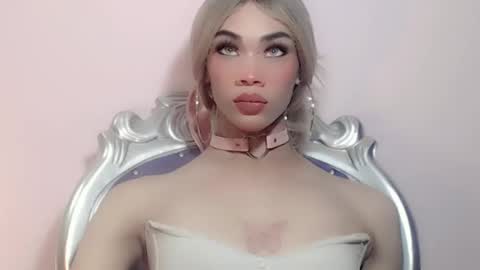 dafnne_dirty online show from 26, 2, 2025