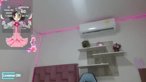 Snapshot of dafnnee_ross chatting on 8, 2, 2025 DAFNNE online show from 8, 2, 2025