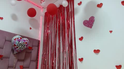 Snapshot of dafnnee_ross chatting on 14, 2, 2025 DAFNNE online show from 14, 2, 2025