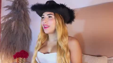 Dahiana online show from 30, 10, 2025