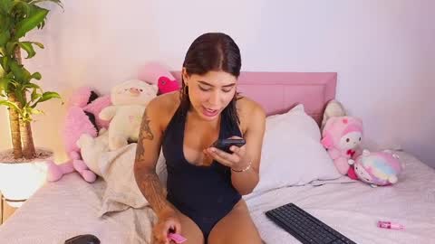 Dahiana online show from 7, 4, 2026