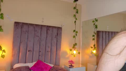 Dahlia online show from 14, 2, 2026