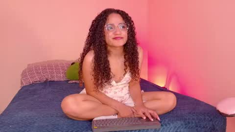 Snapshot of dahliabrowniee chatting on 7, 6, 2026 Dahli online show from 7, 6, 2026