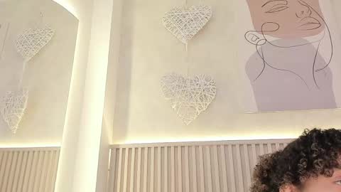 Snapshot of daiana_curly chatting on 19, 4, 2026 Daiana online show from 19, 4, 2026