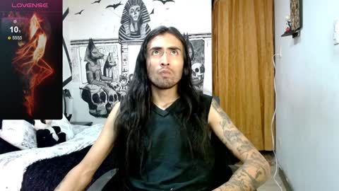 Snapshot of daimon_rock01 chatting on 24, 1, 2025 felipe online show from 24, 1, 2025