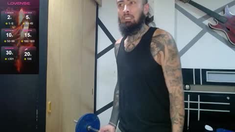 Snapshot of daimon_rock01 chatting on 16, 10, 2025 felipe online show from 16, 10, 2025