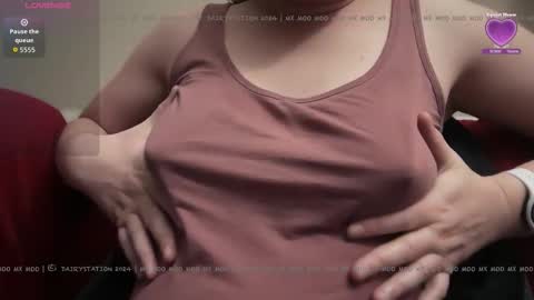 Mx Mommy Moo online show from 4, 12, 2025