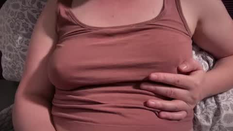 Snapshot of dairystation chatting on 7, 7, 2026 Mx Mommy Moo online show from 7, 7, 2026