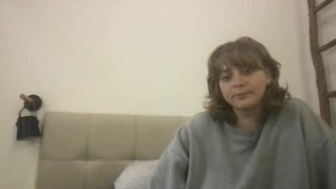 daisy_lately online show from 4, 11, 2025