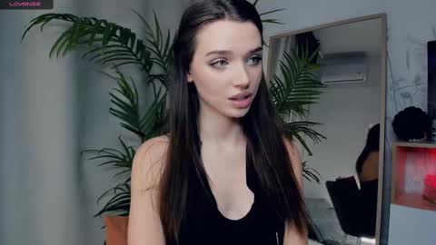 Naomi online show from 21, 2, 2025