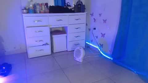 Snapshot of dakkotta_curvy chatting on 20, 6, 2026 VALENTINA online show from 20, 6, 2026