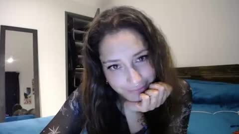 IG  dakotasofiaa online show from 7, 4, 2026