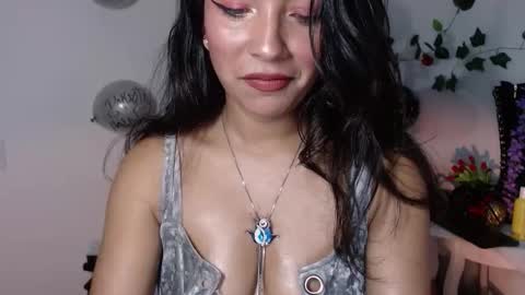 Snapshot of dakota_ro chatting on 25, 10, 2025 Caroliina online show from 25, 10, 2025