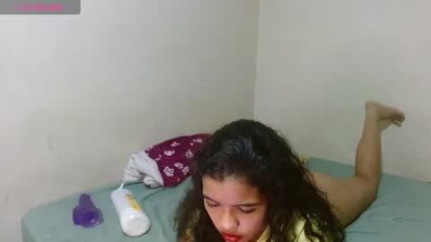 Dakota And Bellamy online show from 12, 1, 2025