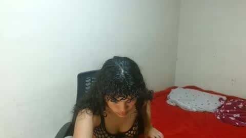 Dakota And Bellamy online show from 31, 1, 2025