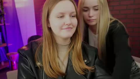 dakotaajohnnson online show from 25, 9, 2025