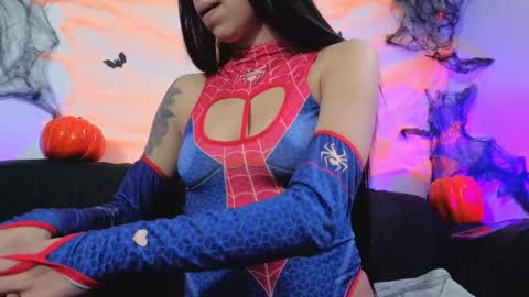 Dakota online show from 10, 10, 2025